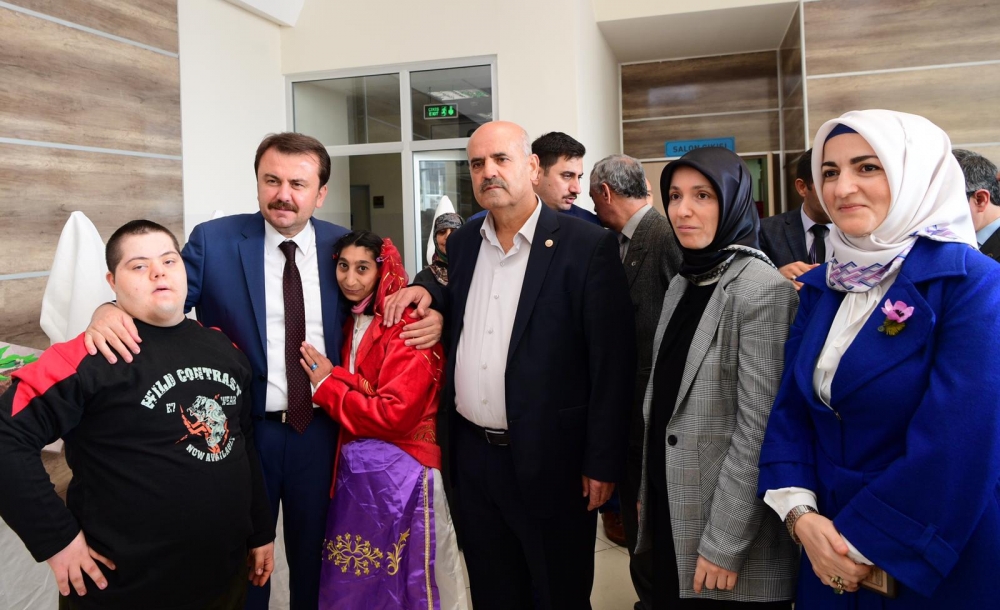 Engelsiz Sanat Sergisi Hayran Bıraktı 6