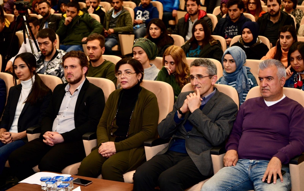 Başkan Erkoç, Pazarcık MYO'da Yerel Yönetimler Öğrencileriyle bir araya 13