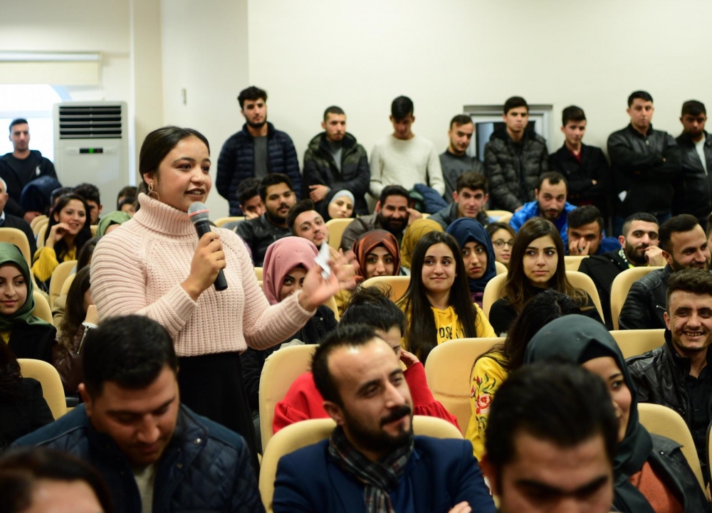 Başkan Erkoç, Pazarcık MYO'da Yerel Yönetimler Öğrencileriyle bir araya 21