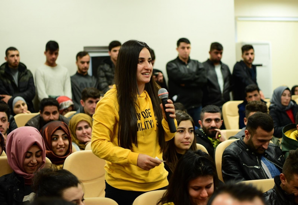 Başkan Erkoç, Pazarcık MYO'da Yerel Yönetimler Öğrencileriyle bir araya 7