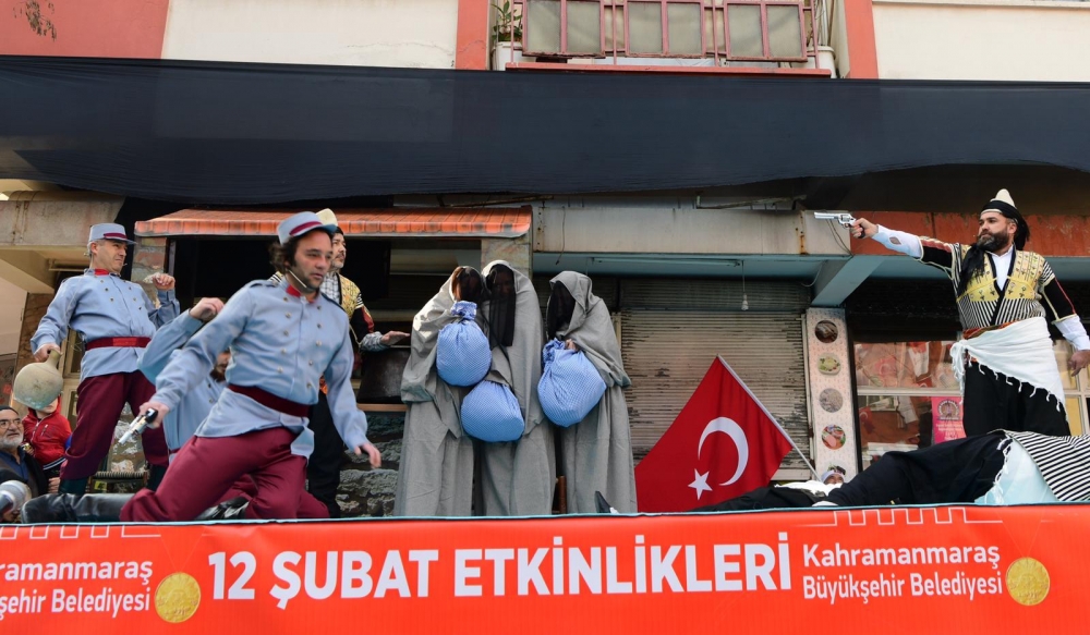Sütçü İmam Olayı canlandırılarak süt ikramında bulunuldu 5