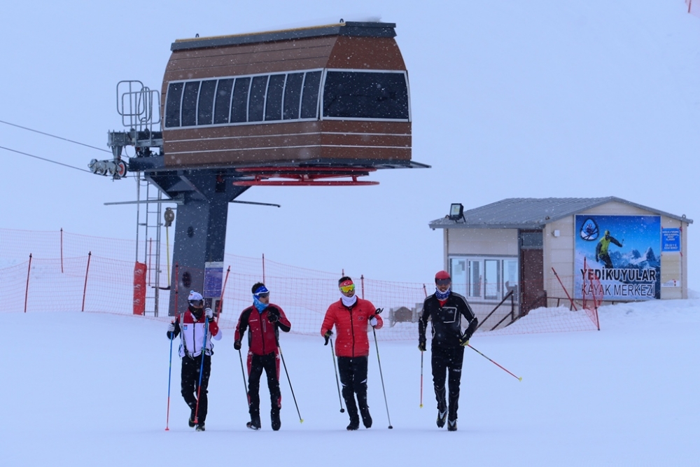 Yedikuyular, Kayak Disiplini Yarışmalarına Ev Sahipliği Yaptı 2