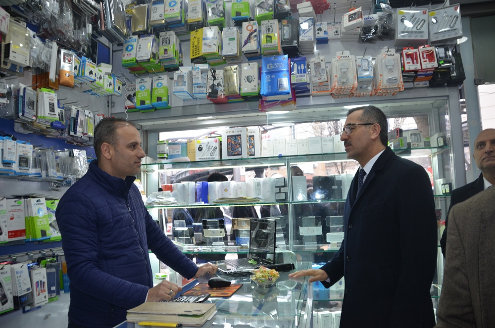 Hayrettin Güngör, Trabzon Caddesi Esnaflarını Ziyaret Etti 3