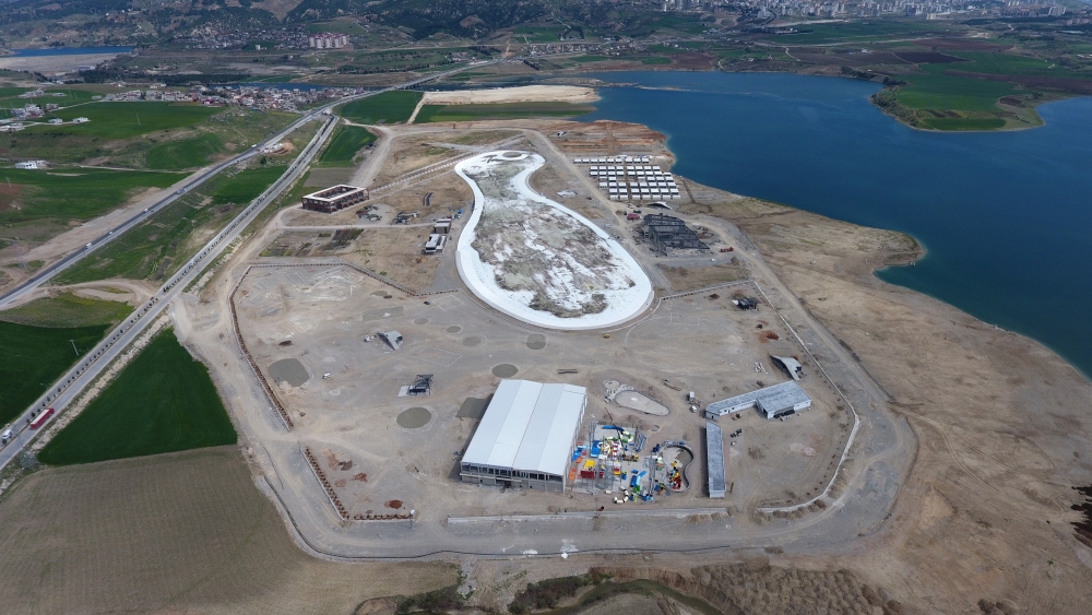 Mahçiçek, Dünya Bizi Konuşacak 7