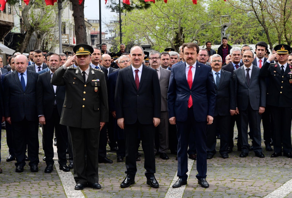 5 Nisan Madalya Günü Kutlandı 6