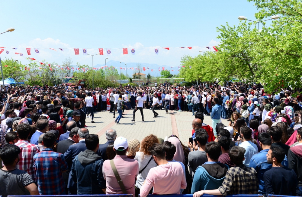 KSÜ’de 2 Gün Sürecek Bahar Şenlikleri Başladı 11