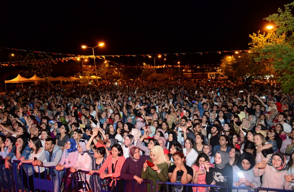 KSÜ’de 2 Gün Sürecek Bahar Şenlikleri Başladı 15