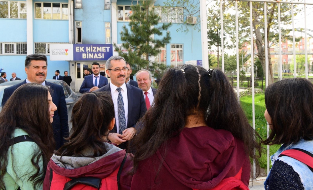 Başkan Güngör Elbistan’da Ziyaret ve İncelemelerde Bulundu 3
