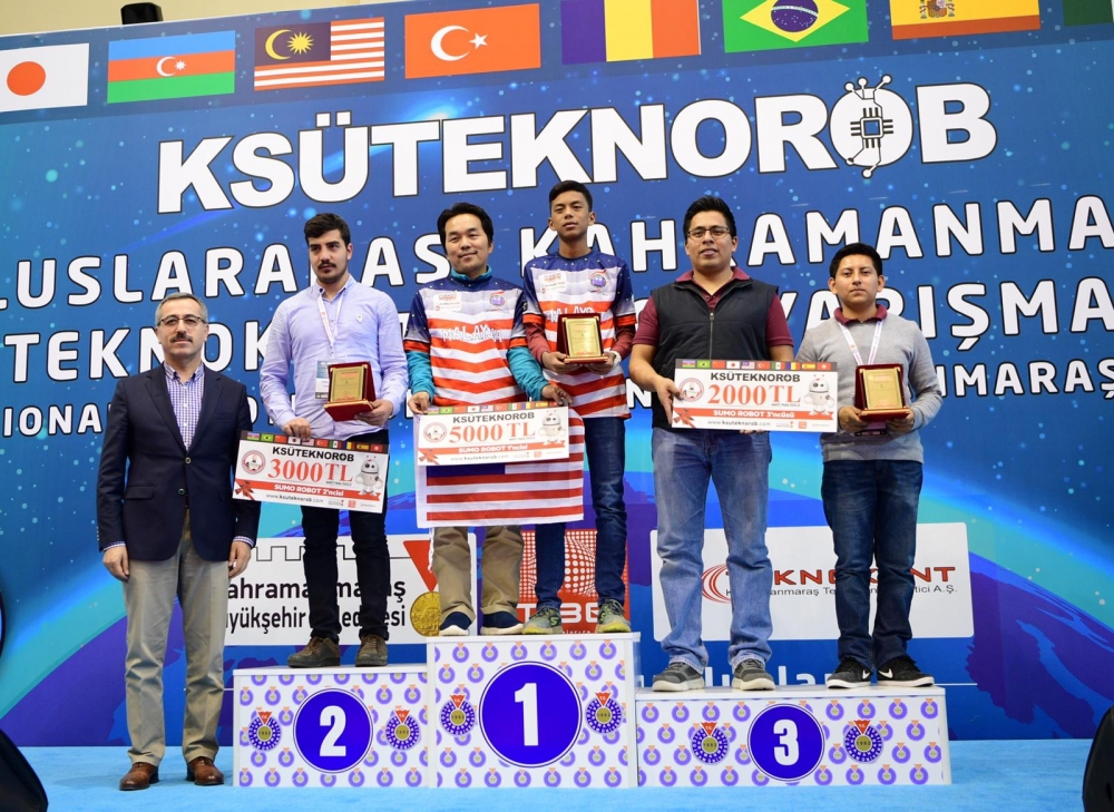 Robot Yarışması Ödülleri Dağıtıldı 3