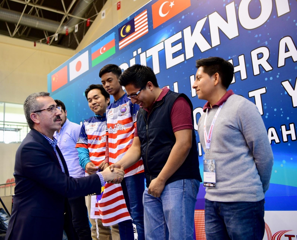 Robot Yarışması Ödülleri Dağıtıldı 4