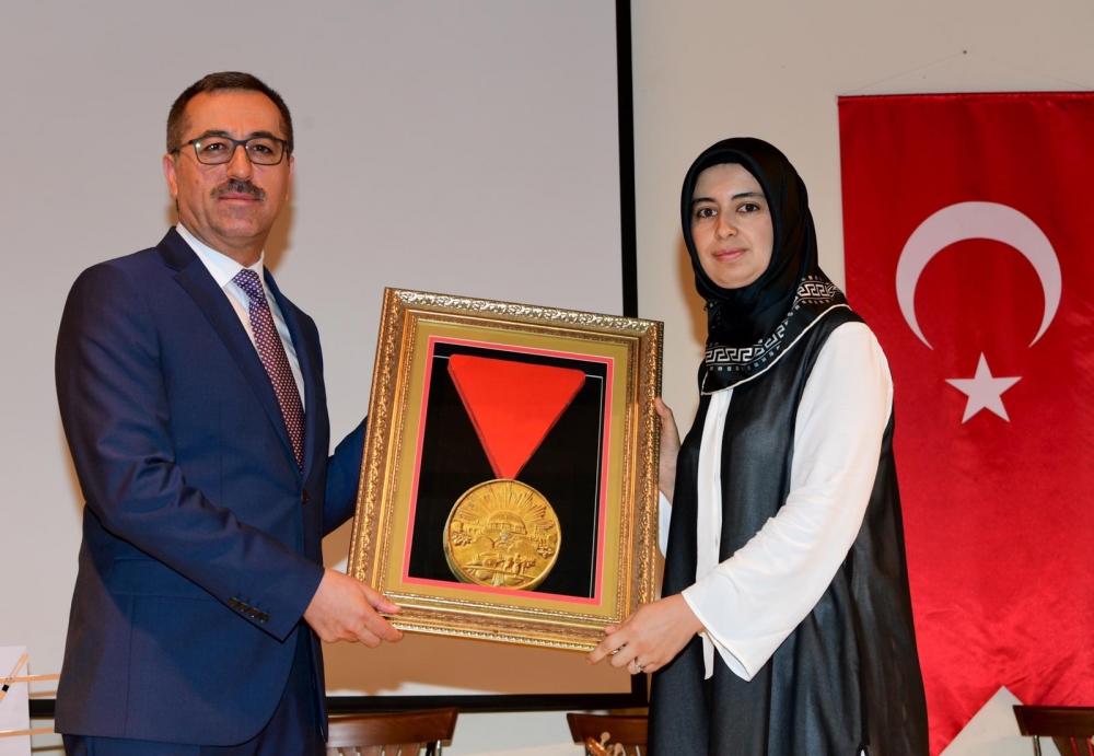 KAMEK’in el emeği göz nuru ürünleri sergilendi 11