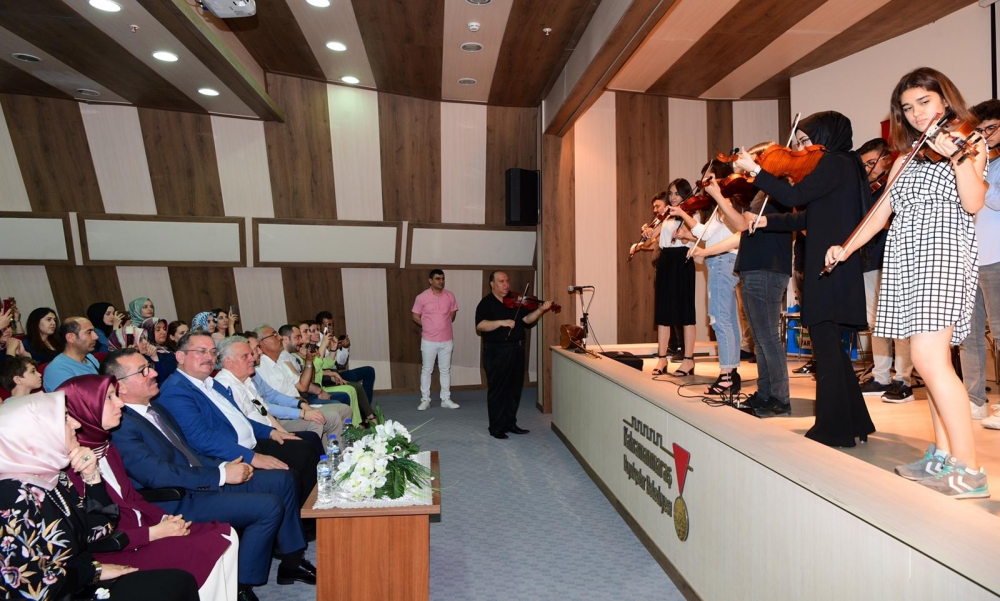 KAMEK’in el emeği göz nuru ürünleri sergilendi 14