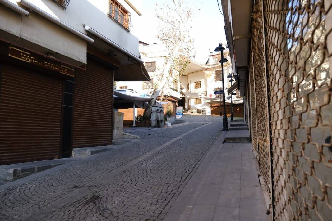 Kahramanmaraş’ta koronavirüsün fotoğraflara yansıması 7