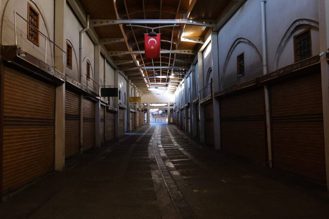 Kahramanmaraş’ta koronavirüsün fotoğraflara yansıması 9