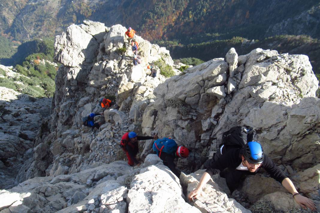 MADOSK ekibi Kaya Düldülü Dağı'na tırmandı 10