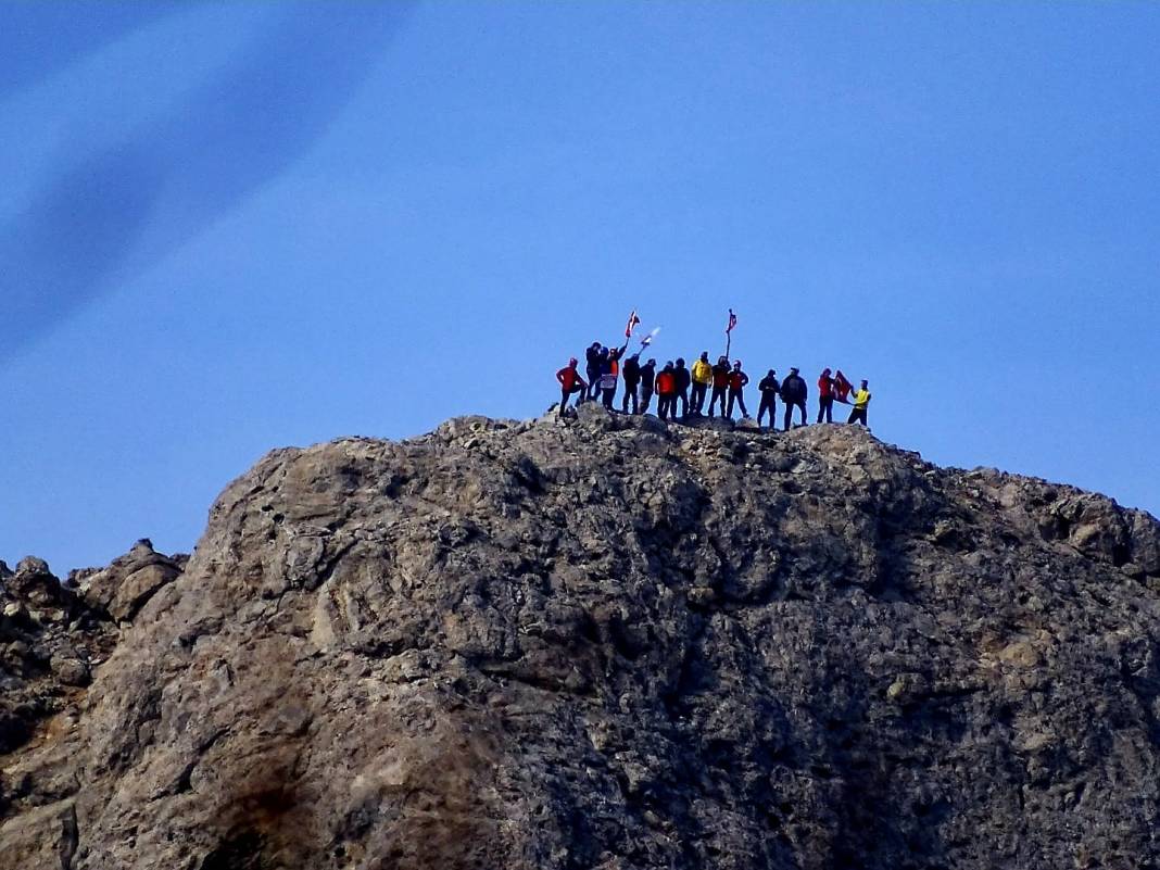 MADOSK ekibi Kaya Düldülü Dağı'na tırmandı 3