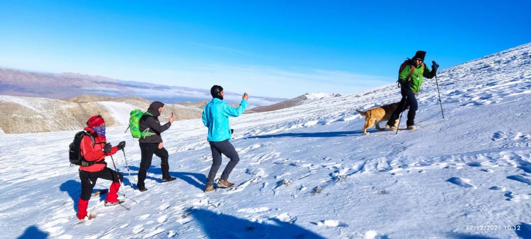 Binboğa Dağı'na tırmanan MADOSK Ekibi kış manzaralarıyla büyüledi 15