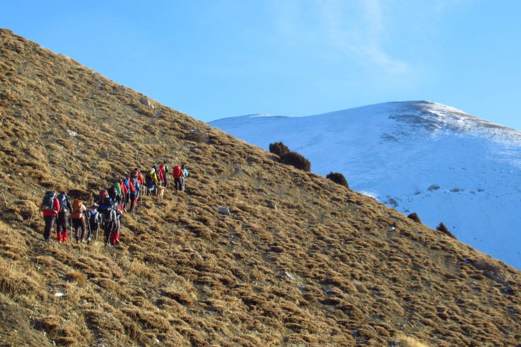 Binboğa Dağı'na tırmanan MADOSK Ekibi kış manzaralarıyla büyüledi 16