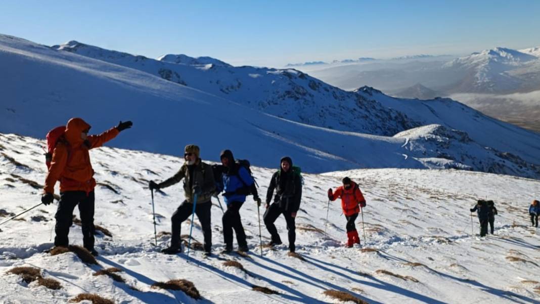 Binboğa Dağı'na tırmanan MADOSK Ekibi kış manzaralarıyla büyüledi 4