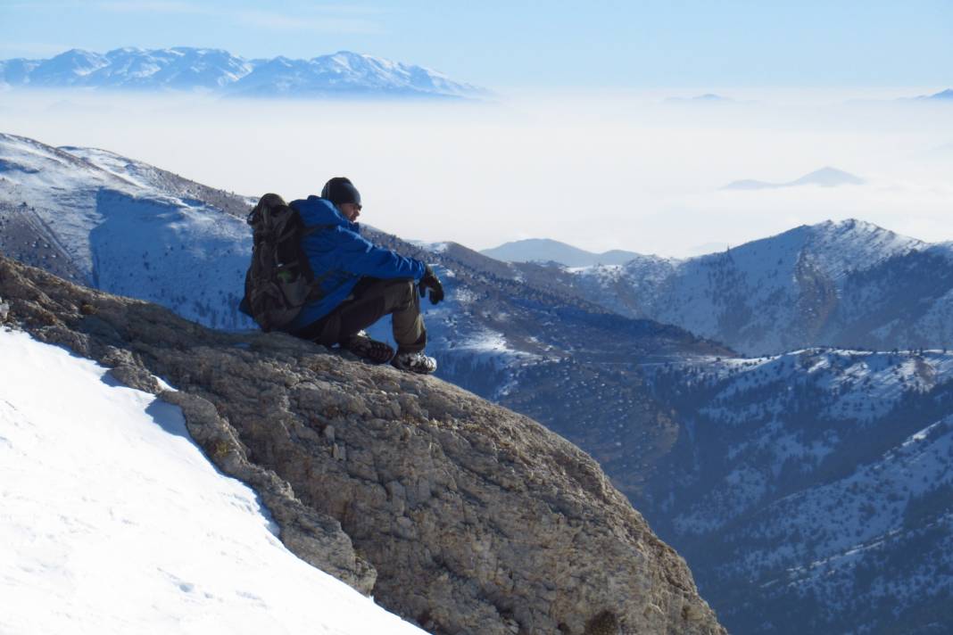 Binboğa Dağı'na tırmanan MADOSK Ekibi kış manzaralarıyla büyüledi 6