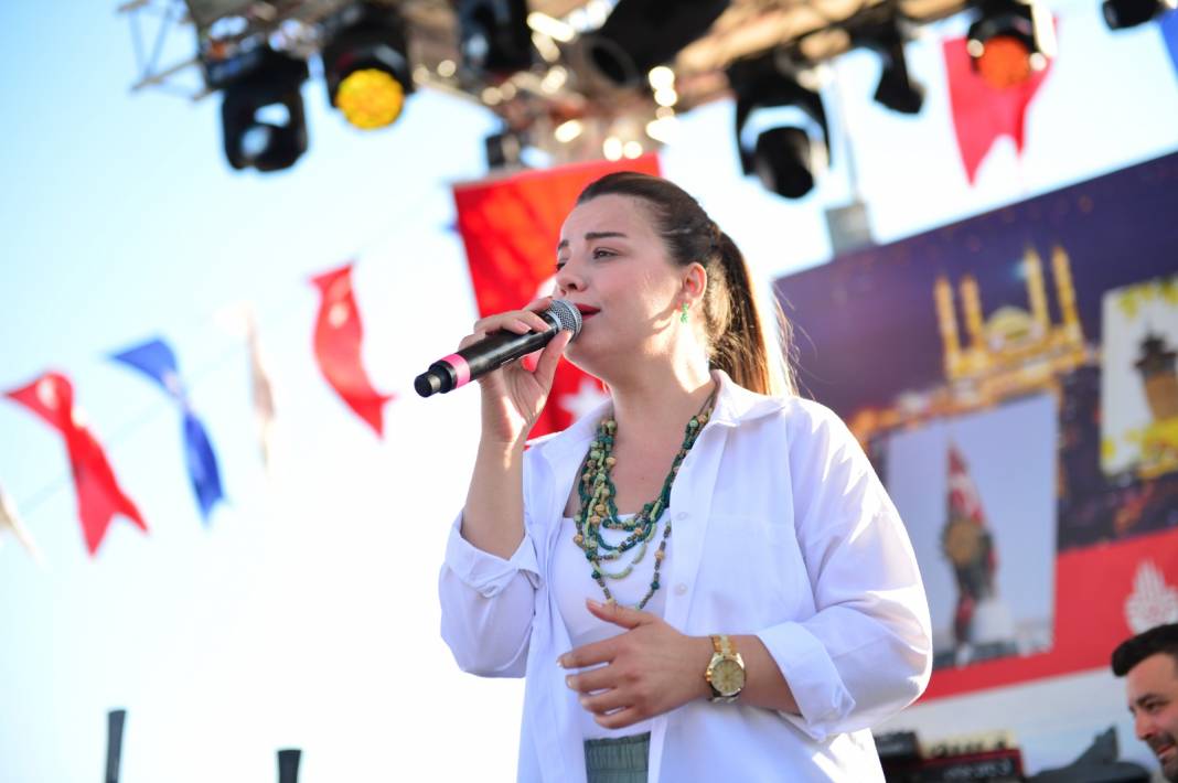 İstanbul'da Kahramanmaraşlılar gününde ünlü sanatçılar sahne aldılar 1