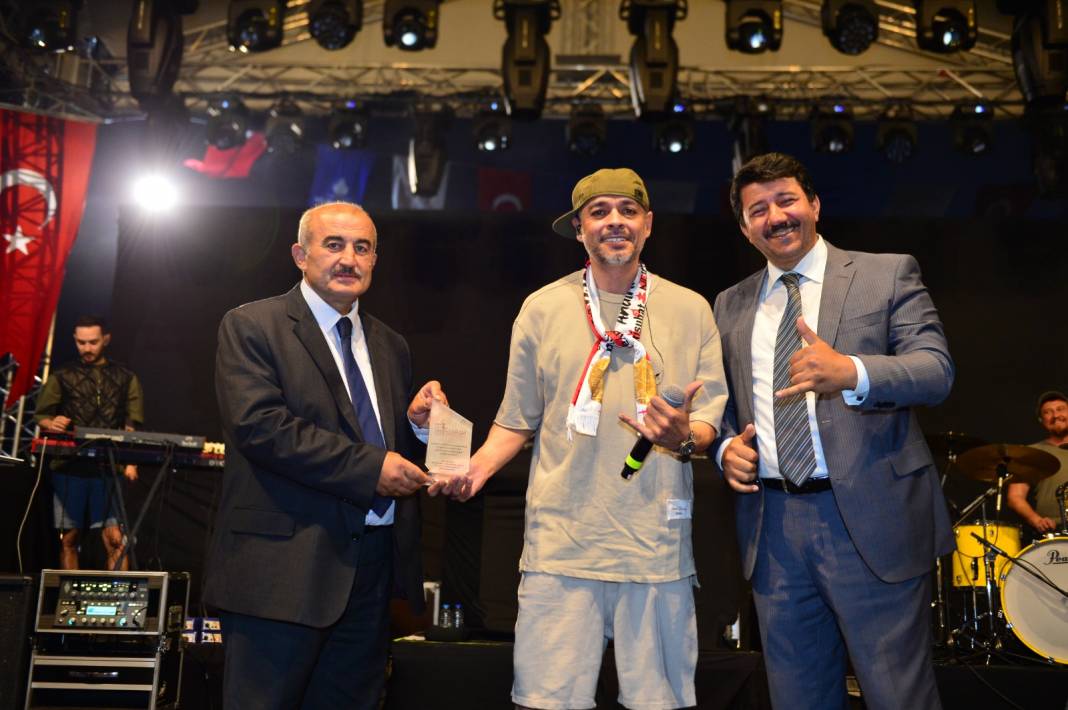 İstanbul'da Kahramanmaraşlılar gününde ünlü sanatçılar sahne aldılar 5