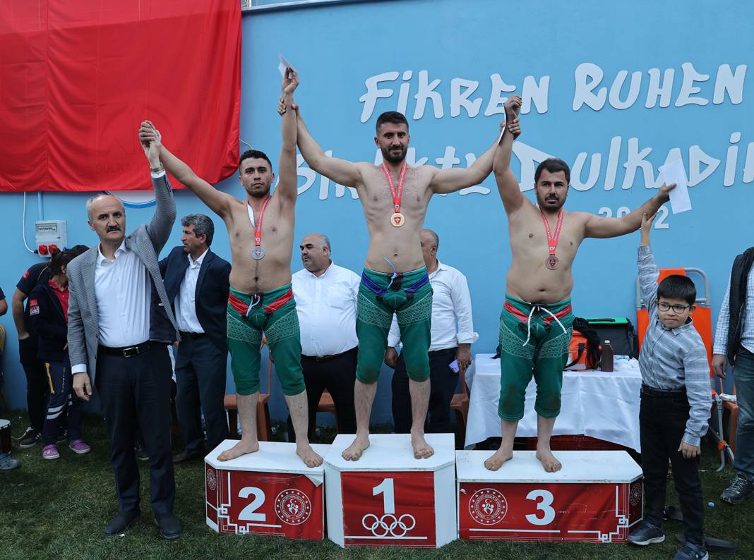 Kahramanmaraş'ta 21. Geleneksel Bertiz Boyalı Güreş Festivali düzenlendi 7