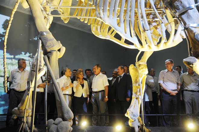 Bakan Günay'ı bu fotoğrafla hatırlayacağız 1