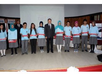 Fatih Projesi Kapsamında 40 Öğrenciye Tablet Dağıtıldı
