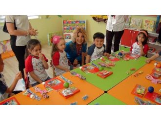 Gülben Ergen Akşehir’de Okul Açtı