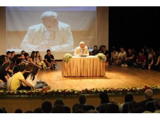 Prof. Dr. İlber Ortaylı Eskişehirde Konferans Verdi