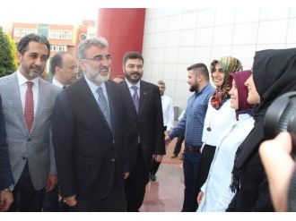 Bakan Yıldız Aydın’da Gençlerle Buluştu