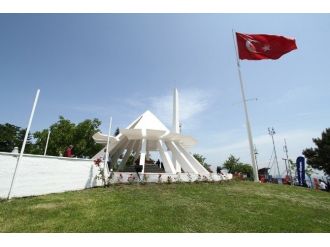 Akçakoca Anıtı Tanıtım Programı Gerçekleştirildi