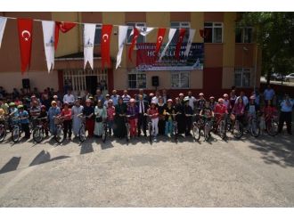 Hüseyin Üzülmez, “Başarmak Sizden Bisikletler Bizden”