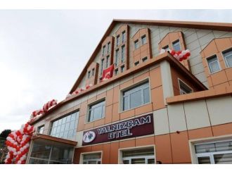 Yalnızçam Turistik Otelinin Açılışı Yapıldı