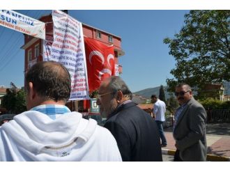 Uslu’dan Mhp’nin Pankartına Tepki