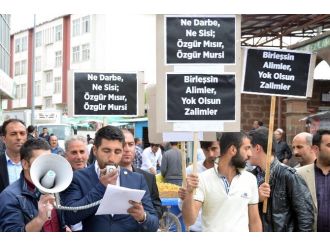 Ağrı Gençbirlik’ten Mursi Hakkındaki İdam Kararına Tepki