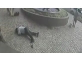 Polisten Hızlı Davrandı Ve...