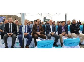 Başkan Sekmen, Yakutiye Bilgi Evi’nin Temelini Çocuklarla Attı