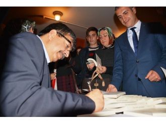 Tatvan’da Ney Dinletisi Ve Edebiyat Söyleşisi