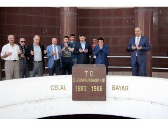 Zırhlıoğlu Celal Beyar’ın Mezarını Ziyaret Etti