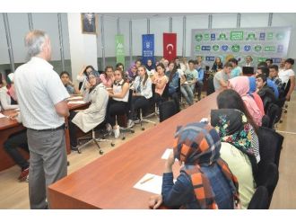 Bursa Kent Konseyi’nden Harmancıklı Öğrencilere Destek