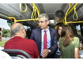 Mhp’li Tarkan Akıllı Halk Otobüsünde Oy İstedi