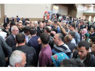 Efkan Ala Memleketi Oltu’da Hasret Giderdi