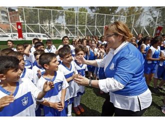 Konak’ta Geleceğin Sporcularına Modern Tesis