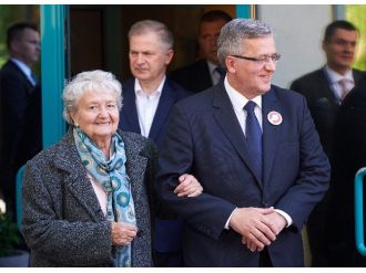 Polonya’da Cumhurbaşkanlığı Seçimi İkinci Turu Bugün Yapılıyor