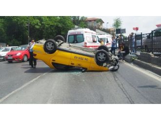 Beyoğlu’nda Trafik Kazası: 3’ü Turist 4 Yaralı