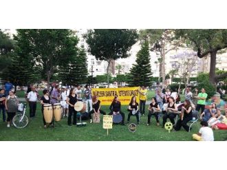 Parkta Nükleer Karşıtı Forum