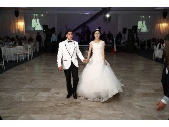 Altınkaya Ve Kara Ailesinin Mutlu Günü