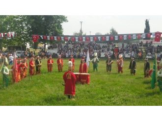 Fatih’in Otağında Pehlivanlar Geçidi